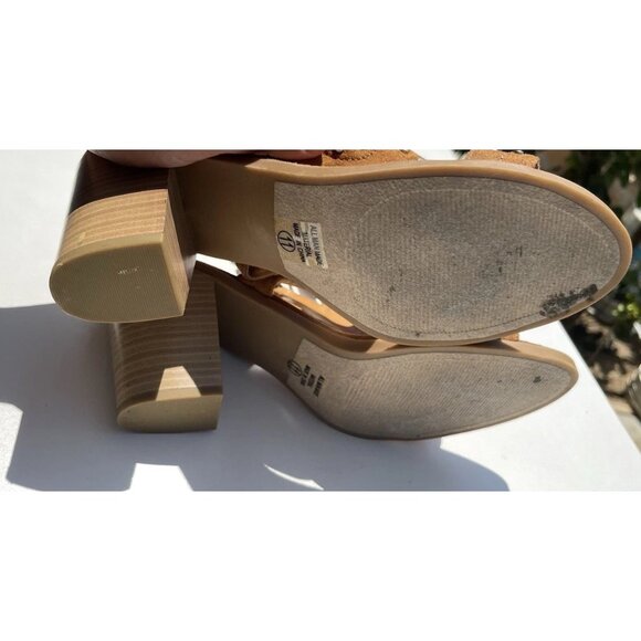 J Adams Brown Print Women’s Sz 11 Gold Studded Double Belt Strap Heel Shoes - Picture 10 of 16